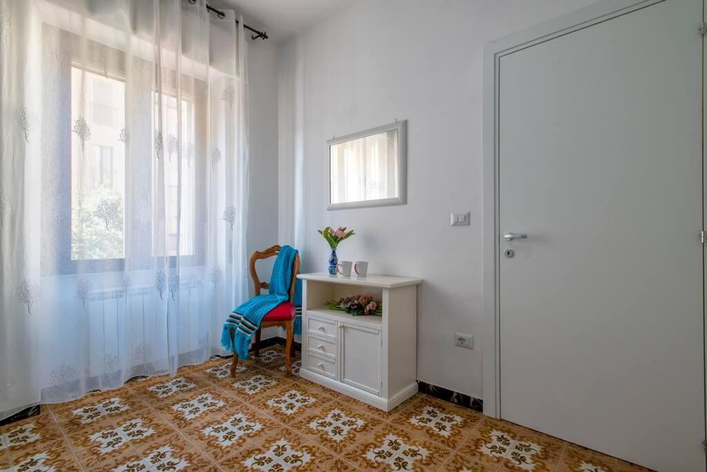 Casa Vacanze 100 Metri Dal Mare อาลเกโร ภายนอก รูปภาพ