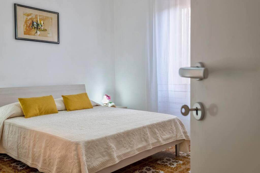 Casa Vacanze 100 Metri Dal Mare อาลเกโร ภายนอก รูปภาพ