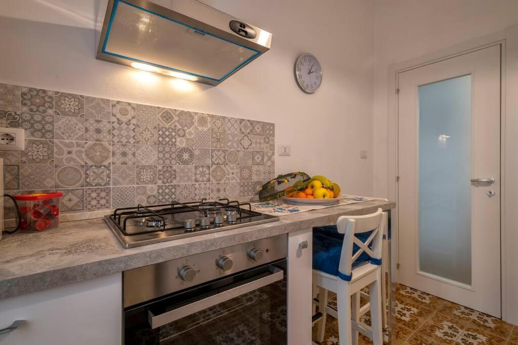 Casa Vacanze 100 Metri Dal Mare อาลเกโร ภายนอก รูปภาพ